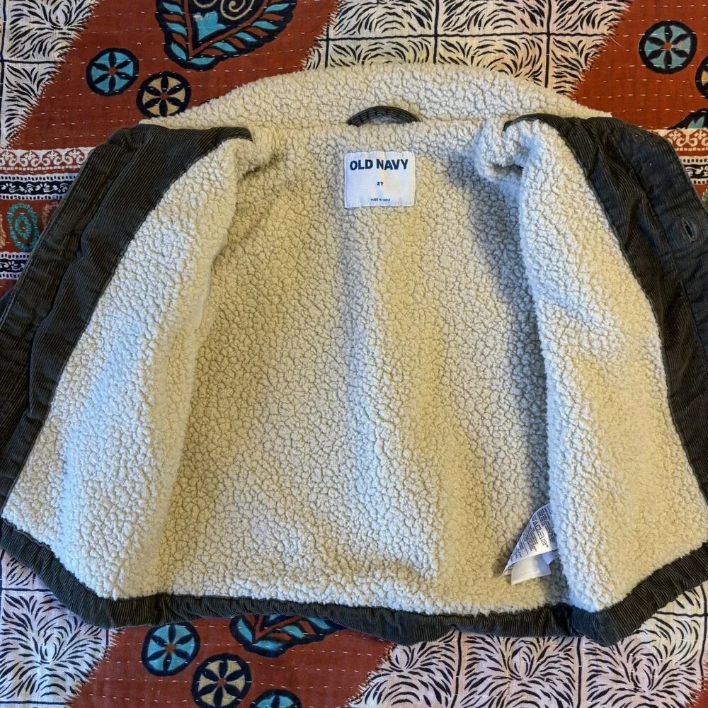 Old Navy Shacket Heritage Green Corduroy Sherpa Jacket Toddler size 2T